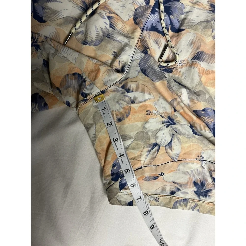 Tommy Bahama Relax Men's Swim Trunks Size L Tropical Floral Board Shorts